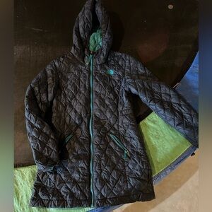 Girls 10/12 The North Face long jacket
